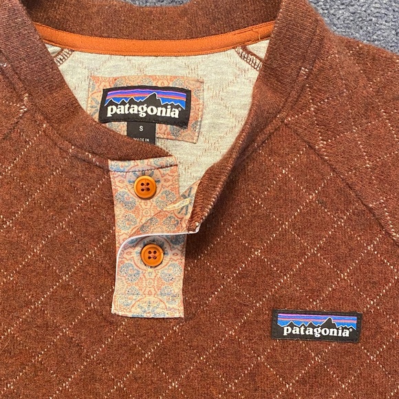 Patagonia Like New Wool Blend Diamond Quilt Henley Small - Picture 2 of 5